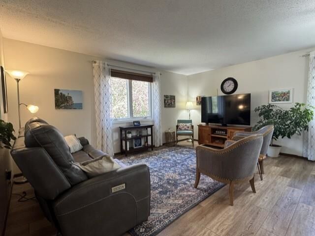 Property Photo: 1417 Sunset Blvd ND 58703