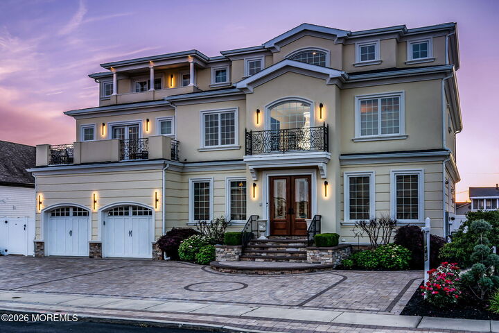 Property Photo:  32 Freeman Court  NJ 08753 