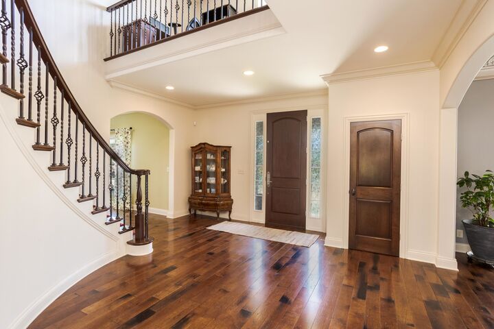 Property Photo:  4 Bohrer Court  IL 61704 