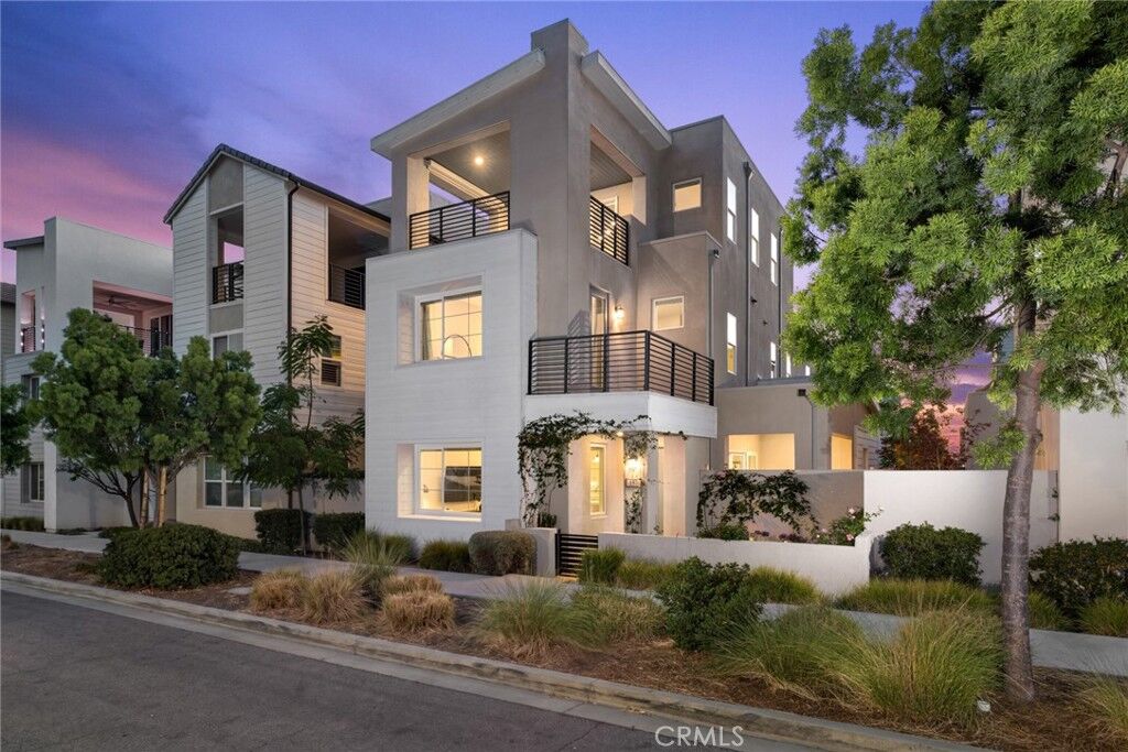 Property Photo:  157 Crossover  CA 92618 