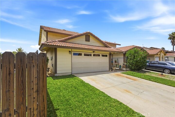 Property Photo: 13737 Pattilynn CA 92553