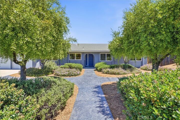 Property Photo:  4945 Hacienda  CA 93401 