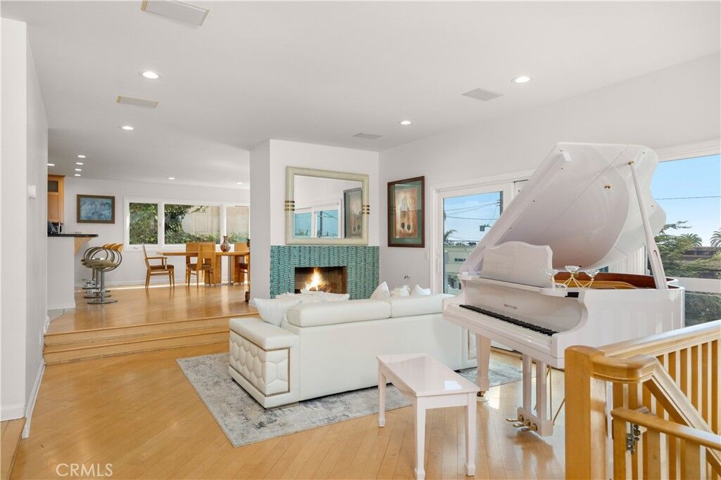 Property Photo:  1468 W 37th  CA 90731 