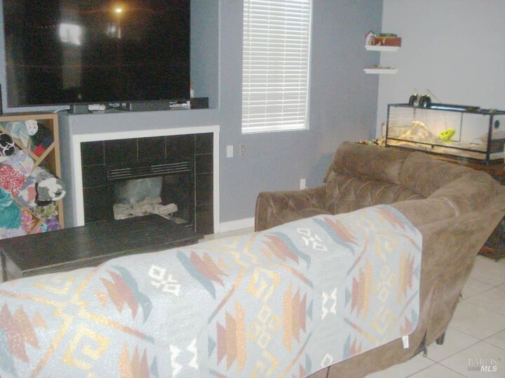 Property Photo:  626 Anderson Way  CA 94571 