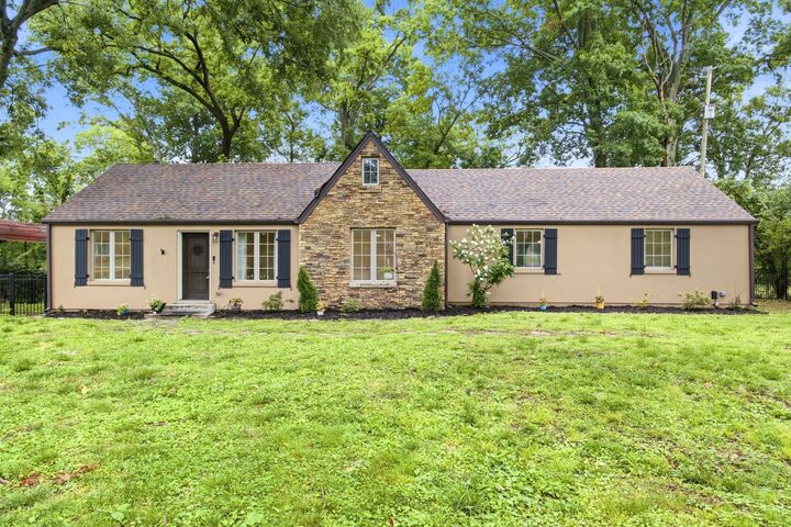 Property Photo: 5905 Old Harding Pike TN 37205