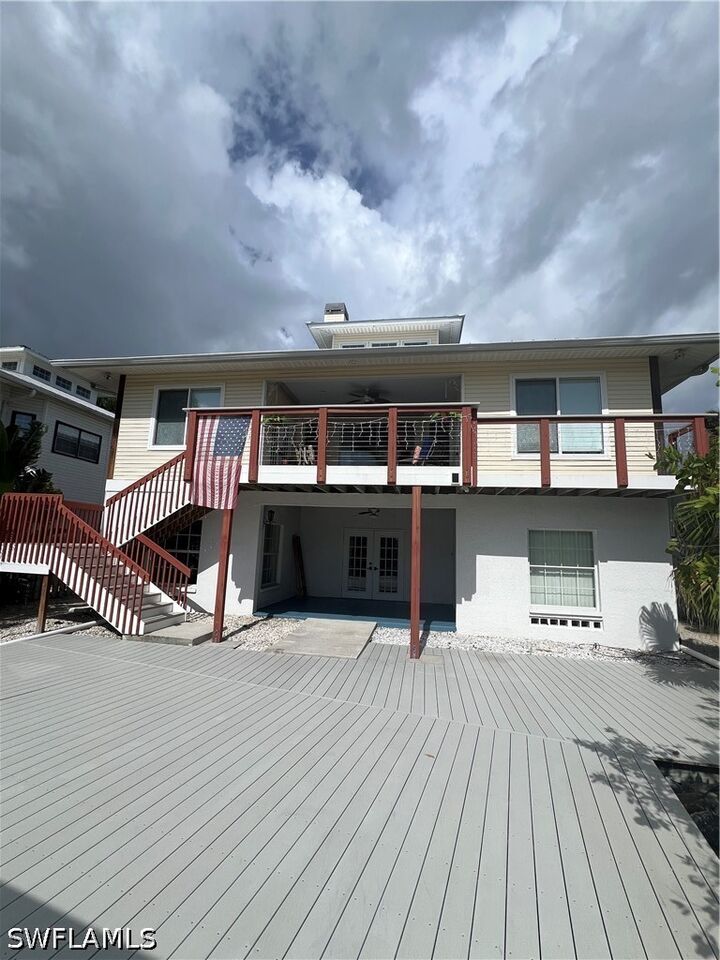 Property Photo:  2958 Poplar Street  FL 34112 