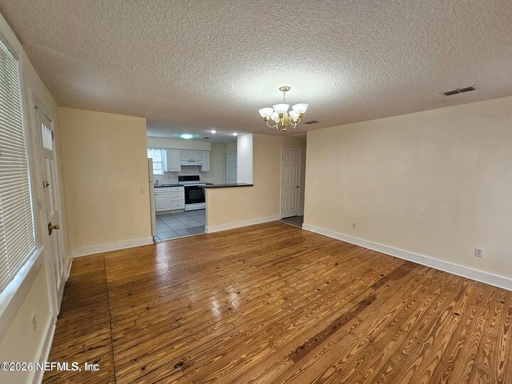 Property Photo: 3660 Rosemary Street FL 32207