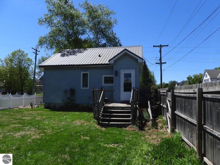 Property Photo:  1001 Augusta Street  MI 49783 