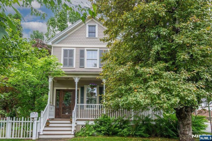 Property Photo:  66 Hillside Avenue  NJ 07432 
