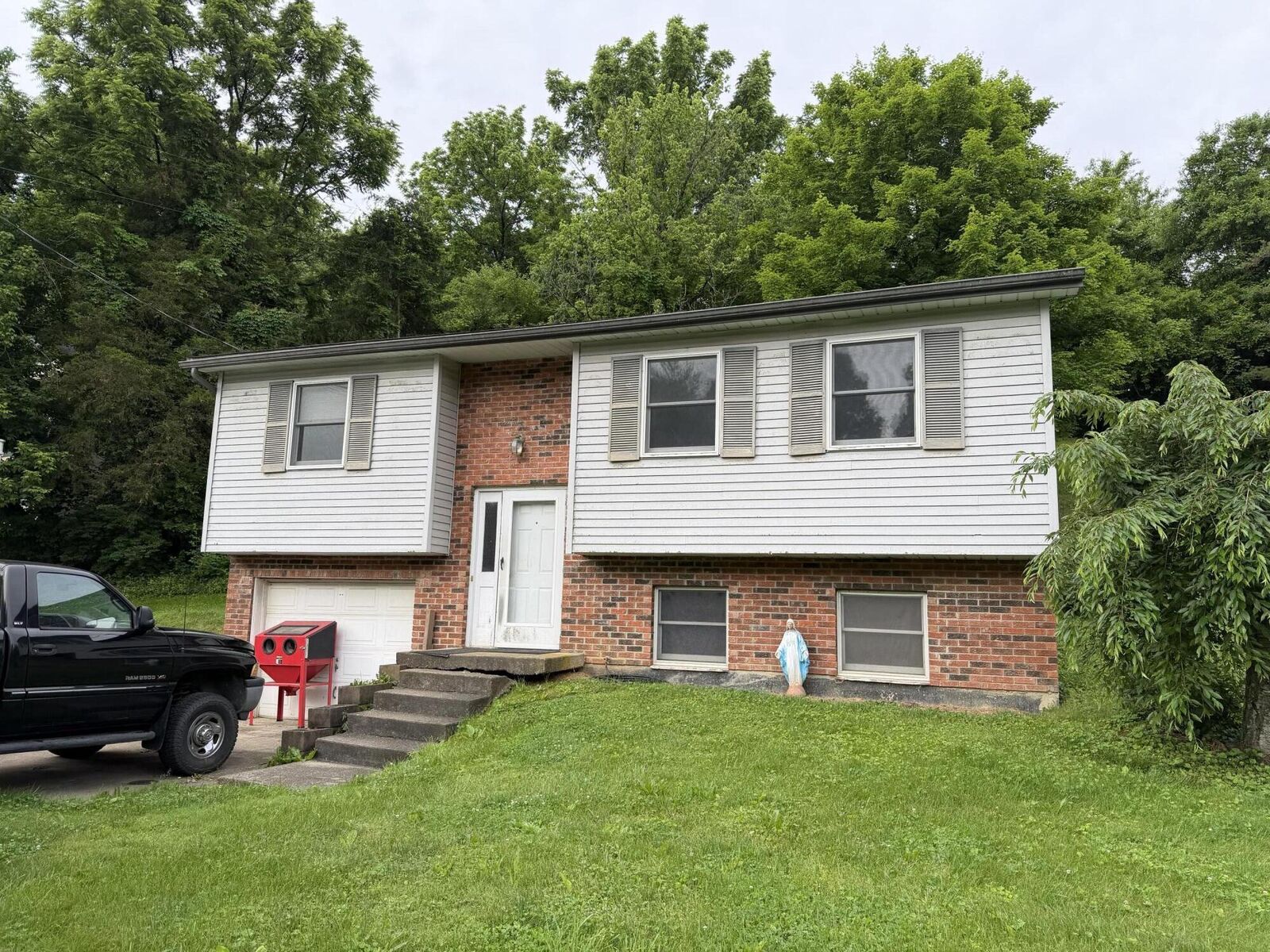 Property Photo:  8584 E Main Street  KY 41001 