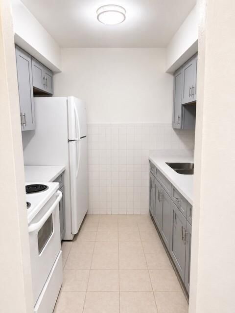 Property Photo:  115 West Esplanade Avenue 7  LA 70005 