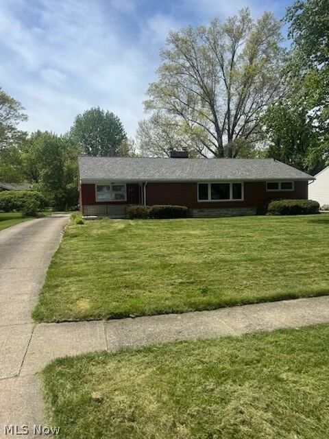 Property Photo:  762 Eastview Avenue  OH 44281 