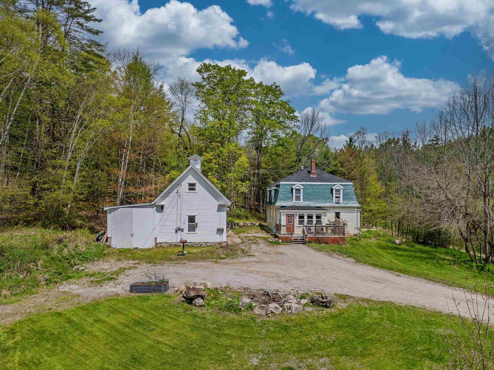 Property Photo: 3 Plaisted Road NH 03223