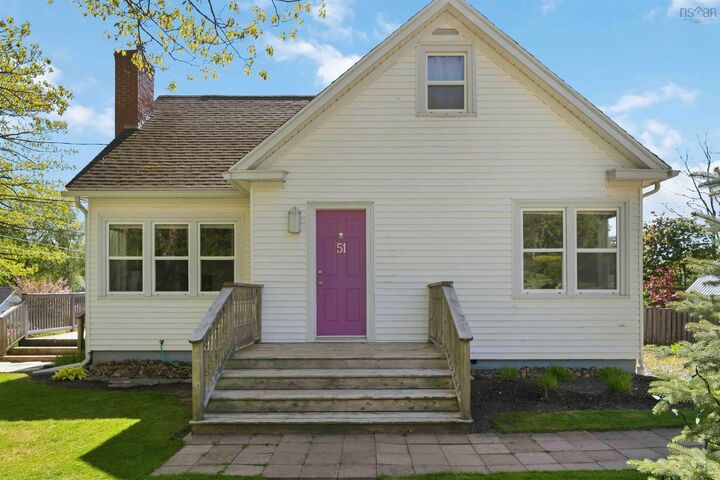 Property Photo: 51 Hillside Avenue NS B4N 1X9