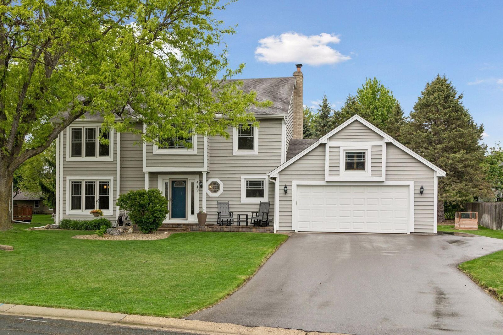 Property Photo:  689 Havenhill Road  MN 55123 