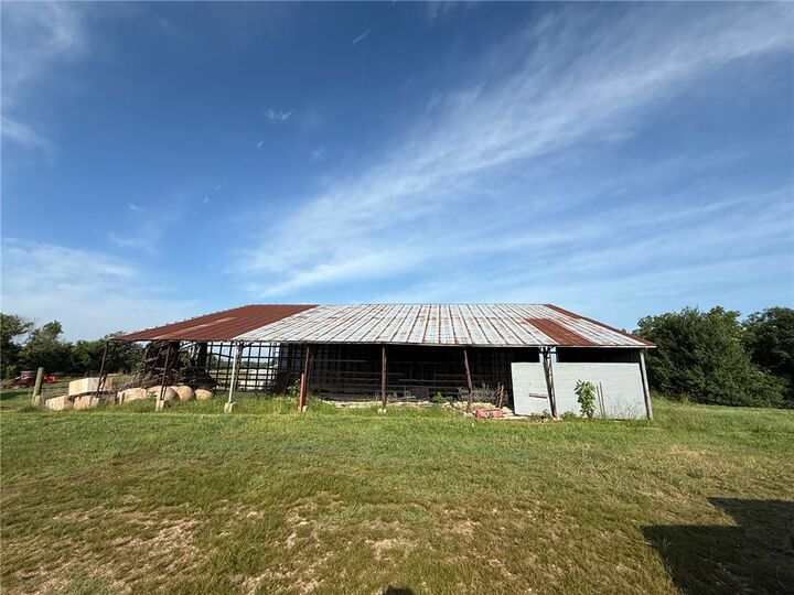 Property Photo:  15117 Phelps Road  AR 72761 