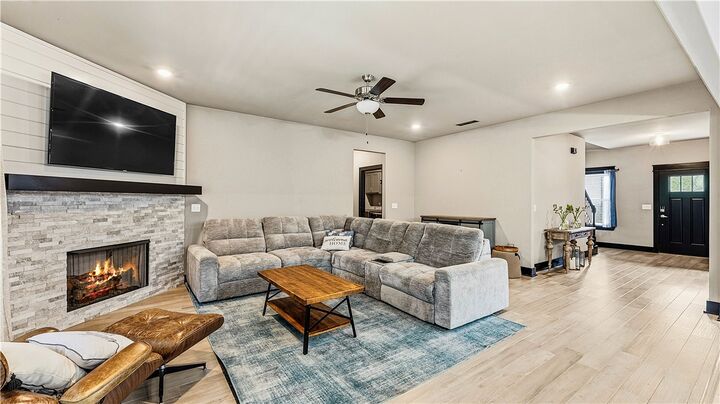 Property Photo:  4304 SW Plumley Avenue  AR 72713 