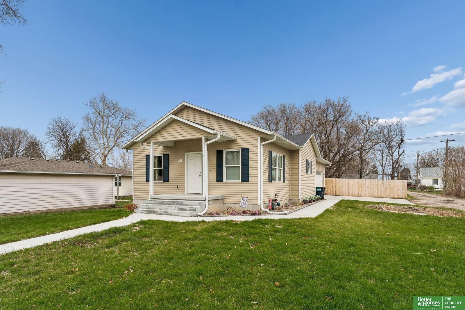 Property Photo:  317 N 11 Street  NE 68061 