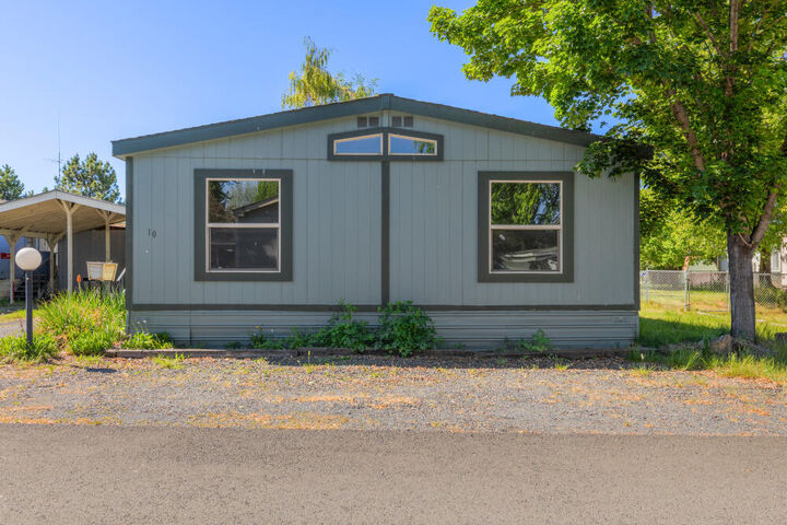 Property Photo:  4751 Bellm Drive Spc 10  OR 97603 