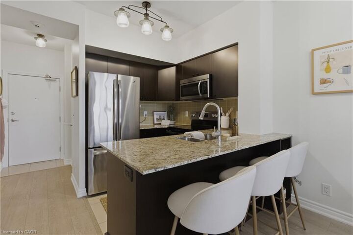Property Photo: 1940 Ironstone Drive 419 ON L7L 0E4