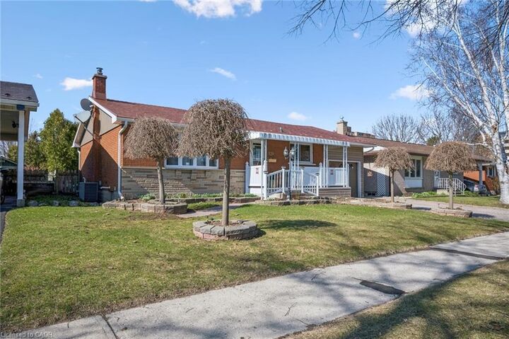 Property Photo:  120 Lorraine Avenue  ON N2B 2N2 