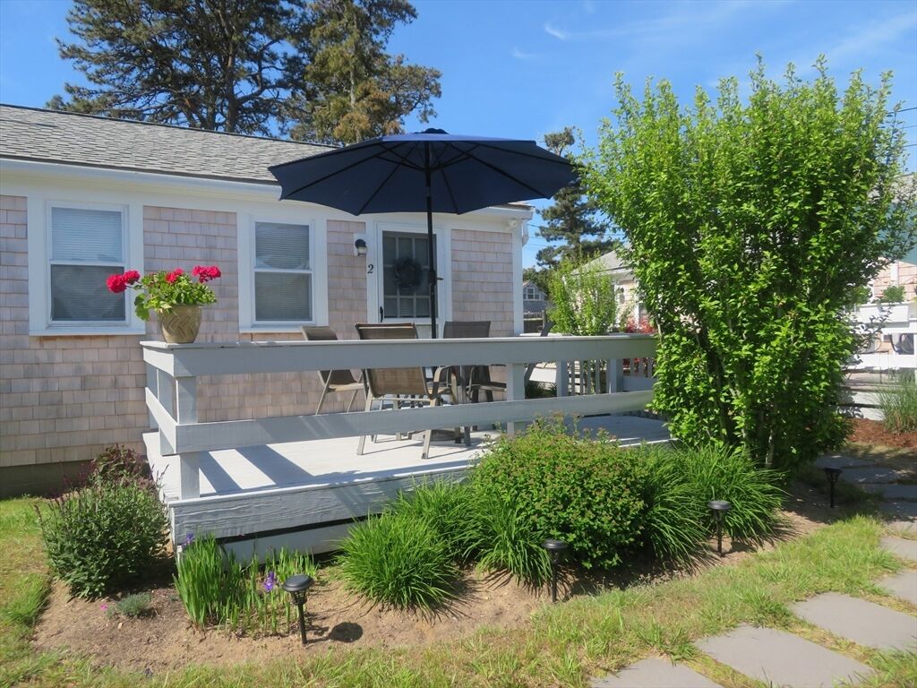 Property Photo:  37 Ocean Dr 2  MA 02639 