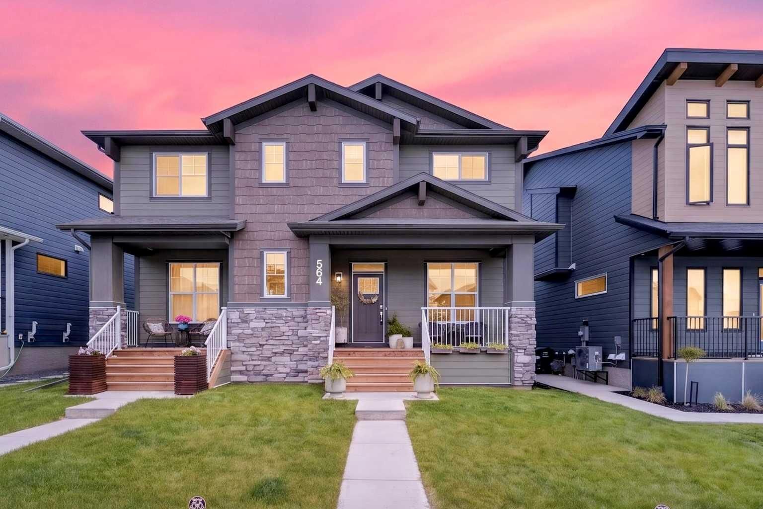 Property Photo: 564 Rowmont Boulevard NW AB T3L 0L6