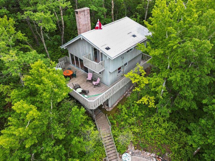 Property Photo: 5 Shady Drive AB T0C 3B0