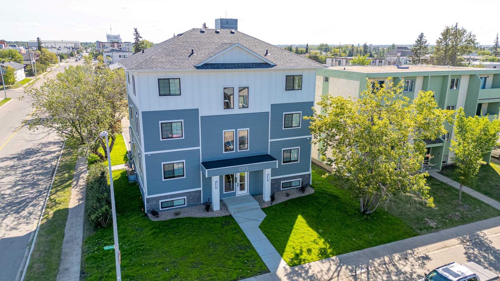 Property Photo:  10101 105 Avenue 202  AB T8V 1H3 