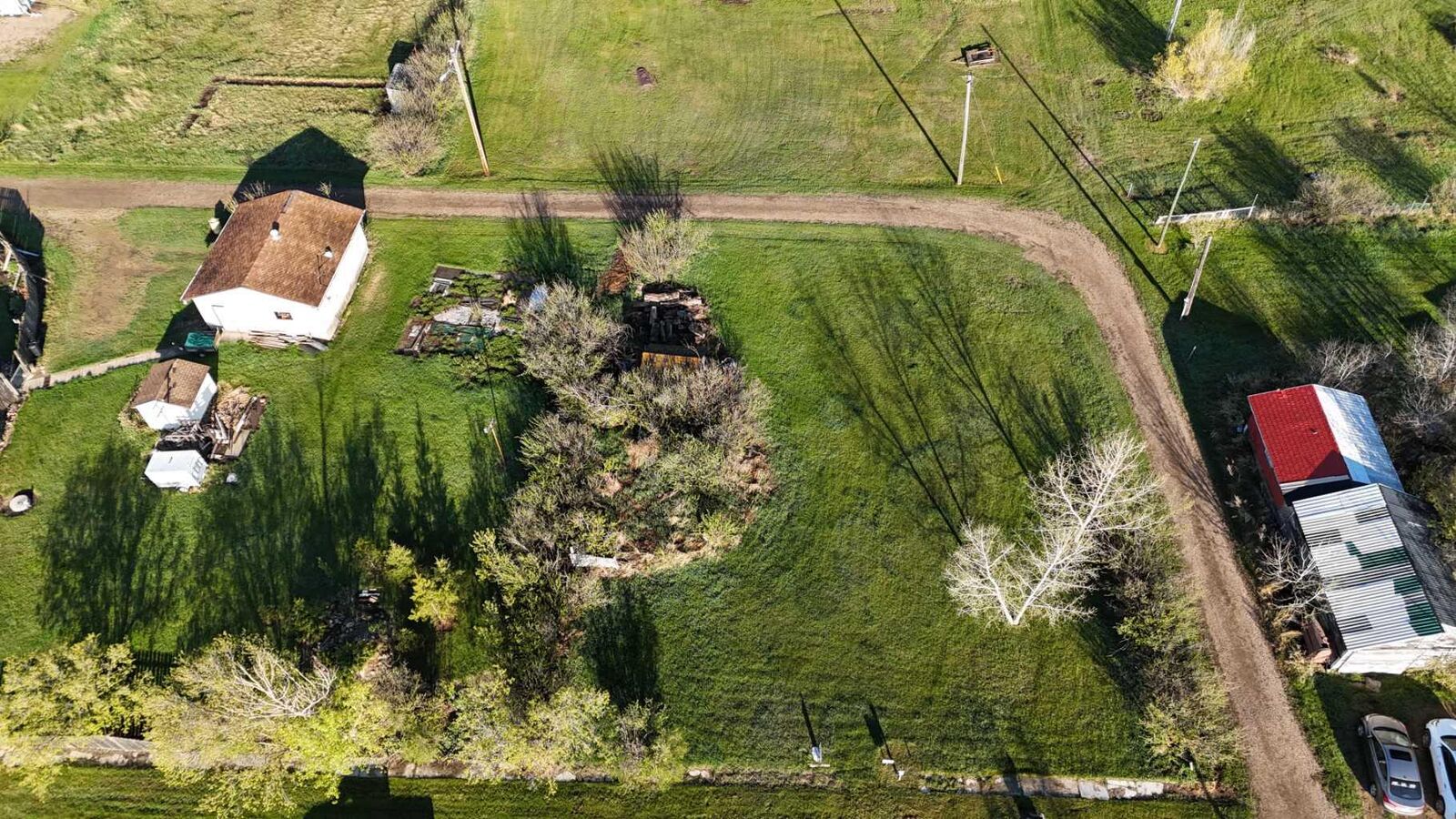 Property Photo: 2nd Street 26 AB T0C 1K0