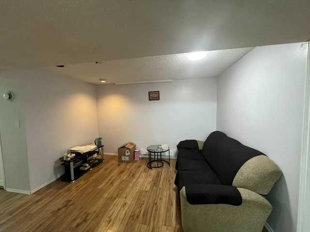 Property Photo:  170 Pensacola Court W  AB T1K 4R6 