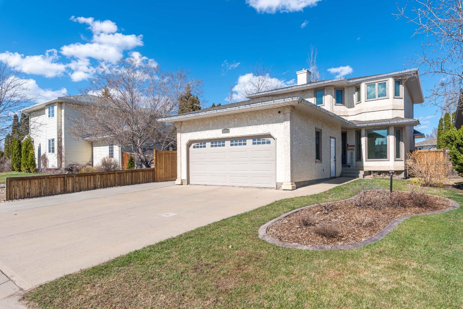 Property Photo:  4005 60th Avenue  AB T9V 2R9 