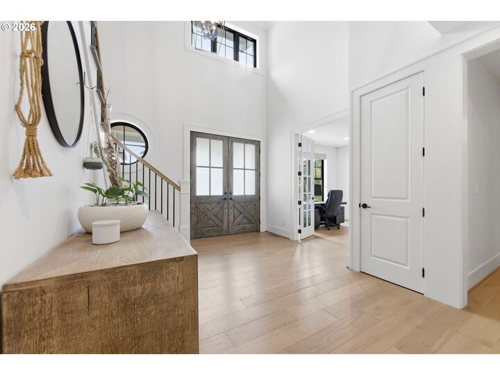 Property Photo: 9296 SE Cypress Point Ln OR 97086