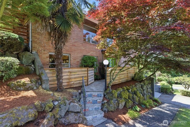 Property Photo:  2803 S Walker Street  WA 98144 