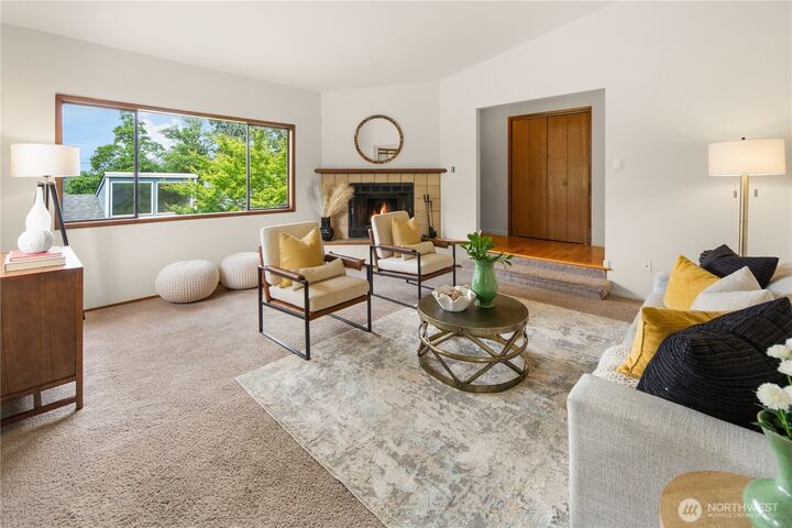 Property Photo:  1710  30th Avenue  WA 98122 