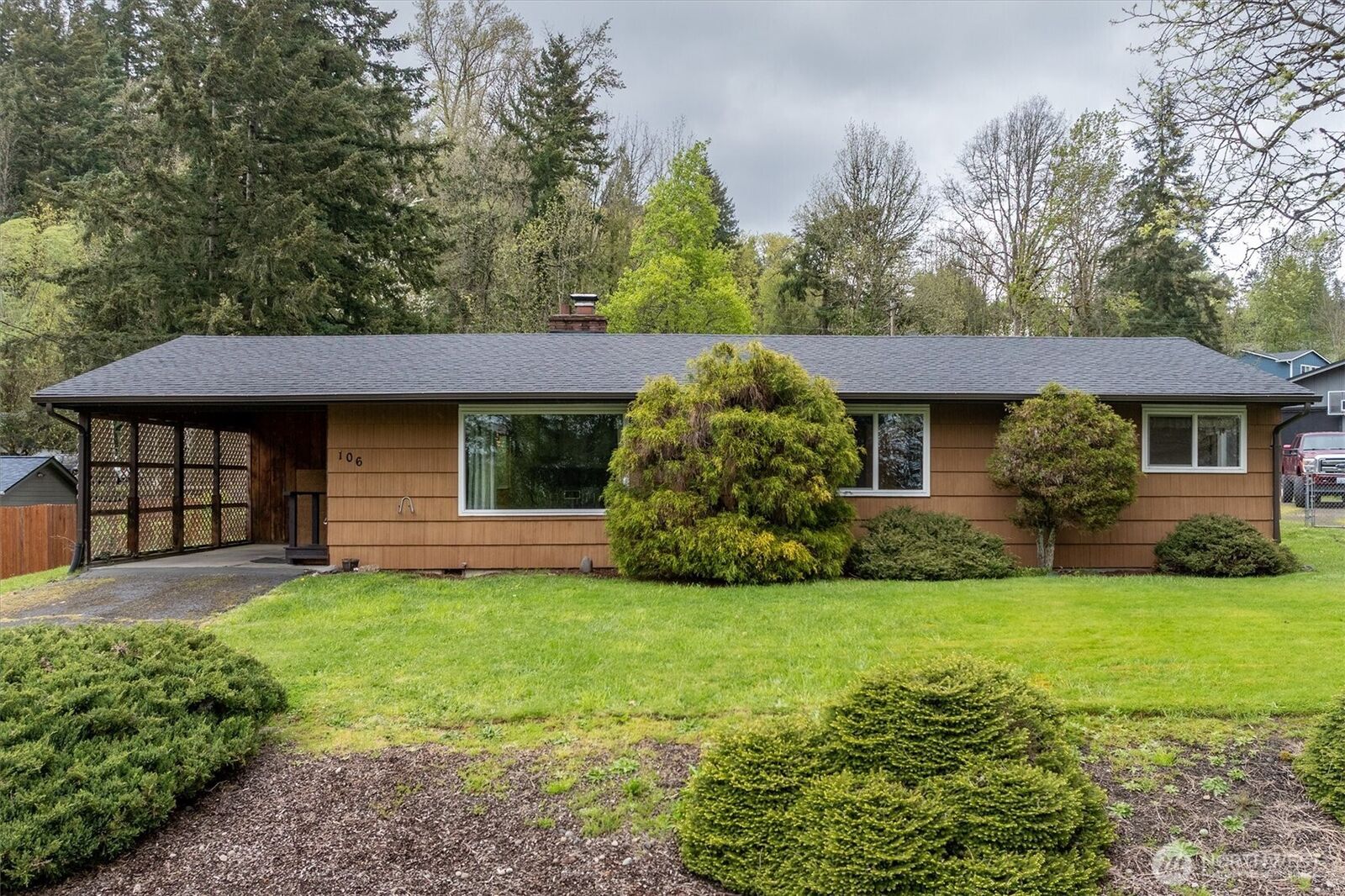 Property Photo: 106 Lowrane Drive WA 98626