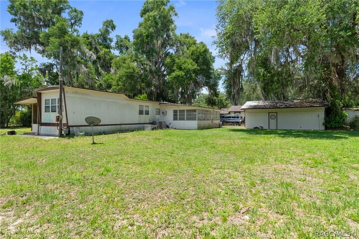 Property Photo:  8845 E Washington Lane  FL 34436 