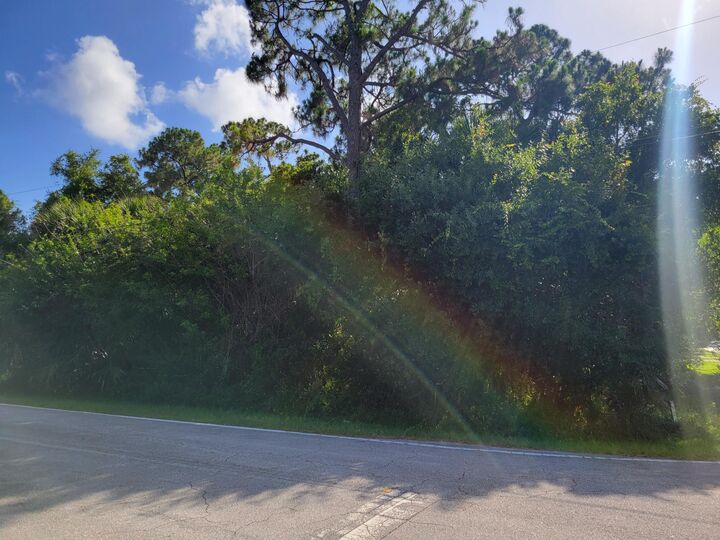 Property Photo:  7301 Winter Garden Parkway  FL 34951 