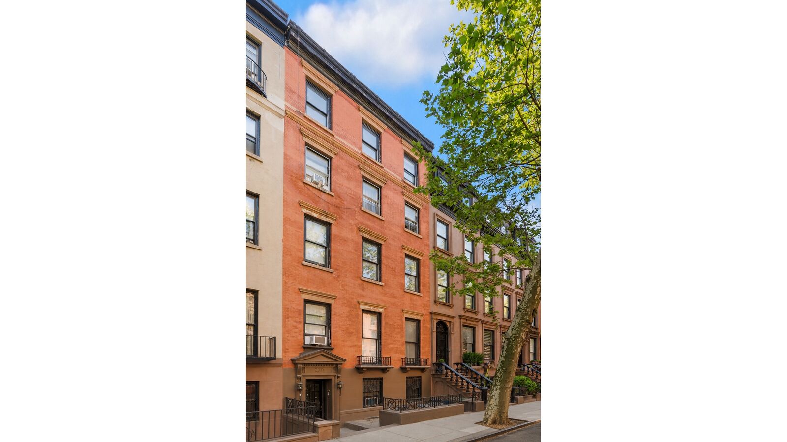 Property Photo:  279 Henry Street  NY 11201 