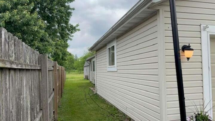 Property Photo:  2120 S 16th Street  IN 47374 