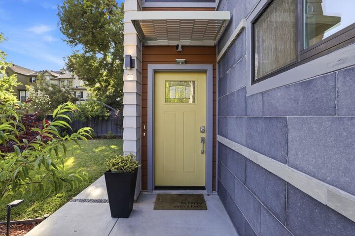 Property Photo: 2212 Leland Avenue CA 94040