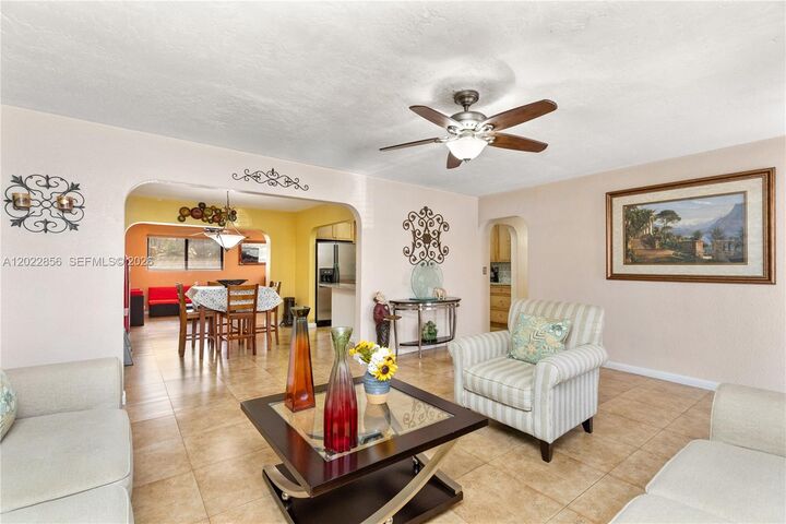 Property Photo:  321 NW 96th Ave  FL 33024 
