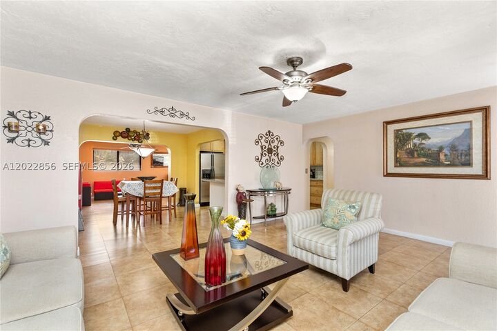 Property Photo:  321 NW 96th Ave  FL 33024 