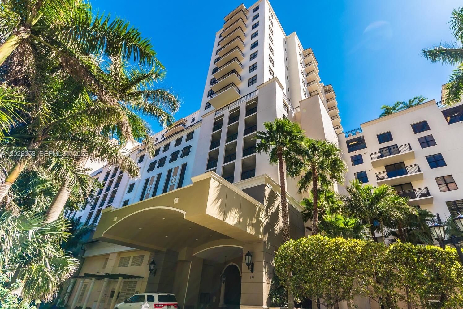 Property Photo: 888 S Douglas Rd 1507 FL 33134