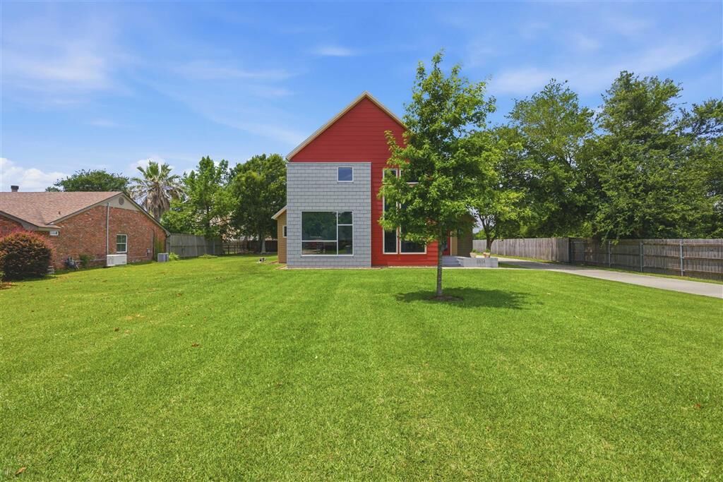Property Photo: 3524 Arvilla Street LA 70605