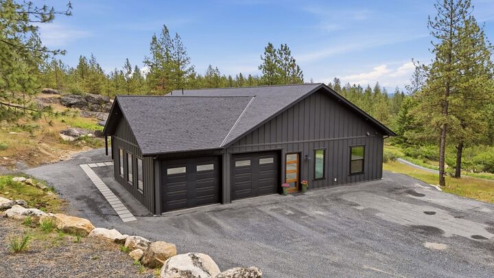 Property Photo: 16107 N Austin Rd WA 99208