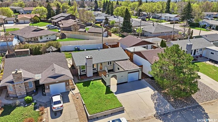 Property Photo: 1009 Corman Crescent SK S6H 6V5