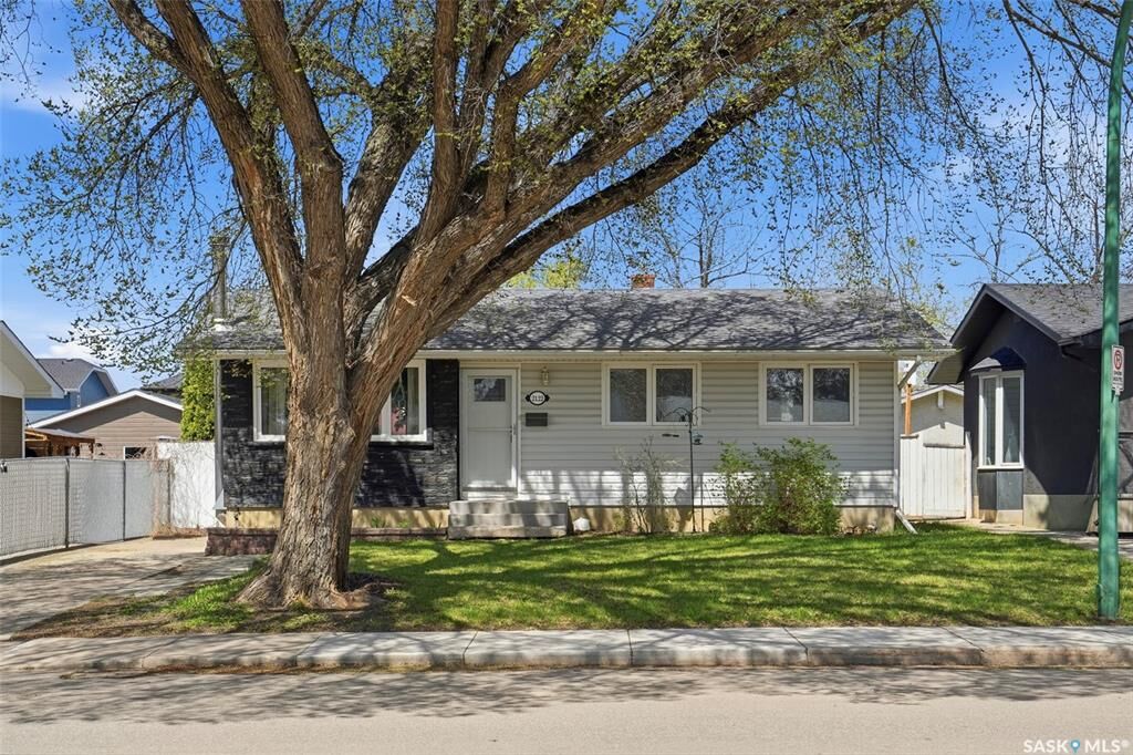 Photo de la propriété: 2122 37th Street W SK S7L 4E3