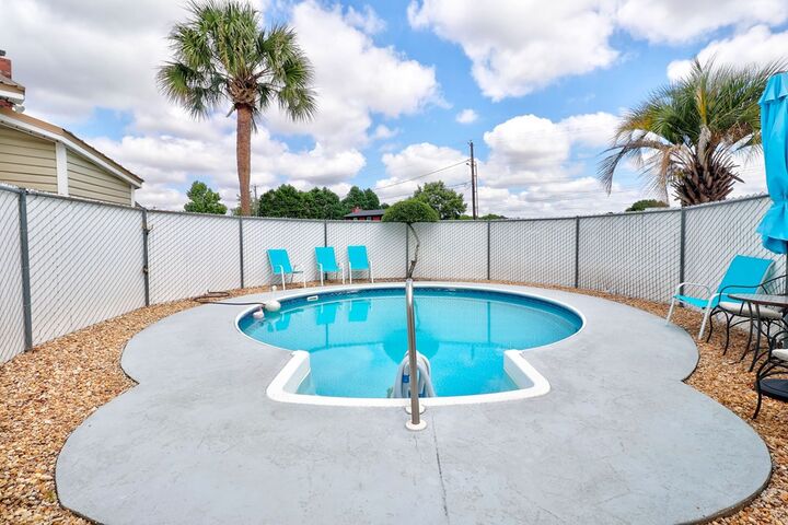 Property Photo:  2613 Redmond  AL 36303 