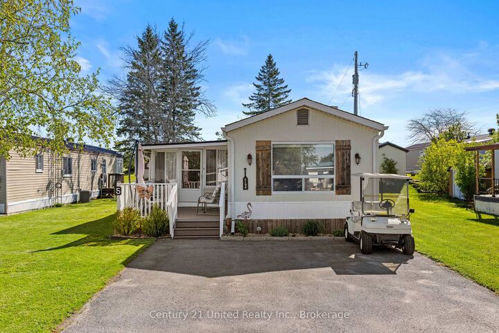 Property Photo: 5 Hillcrest Drive ON K0L 2G0